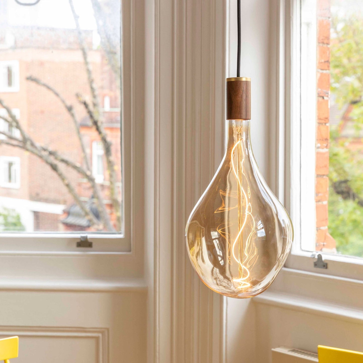 Voronoi III Pendant Light in Walnut Tala