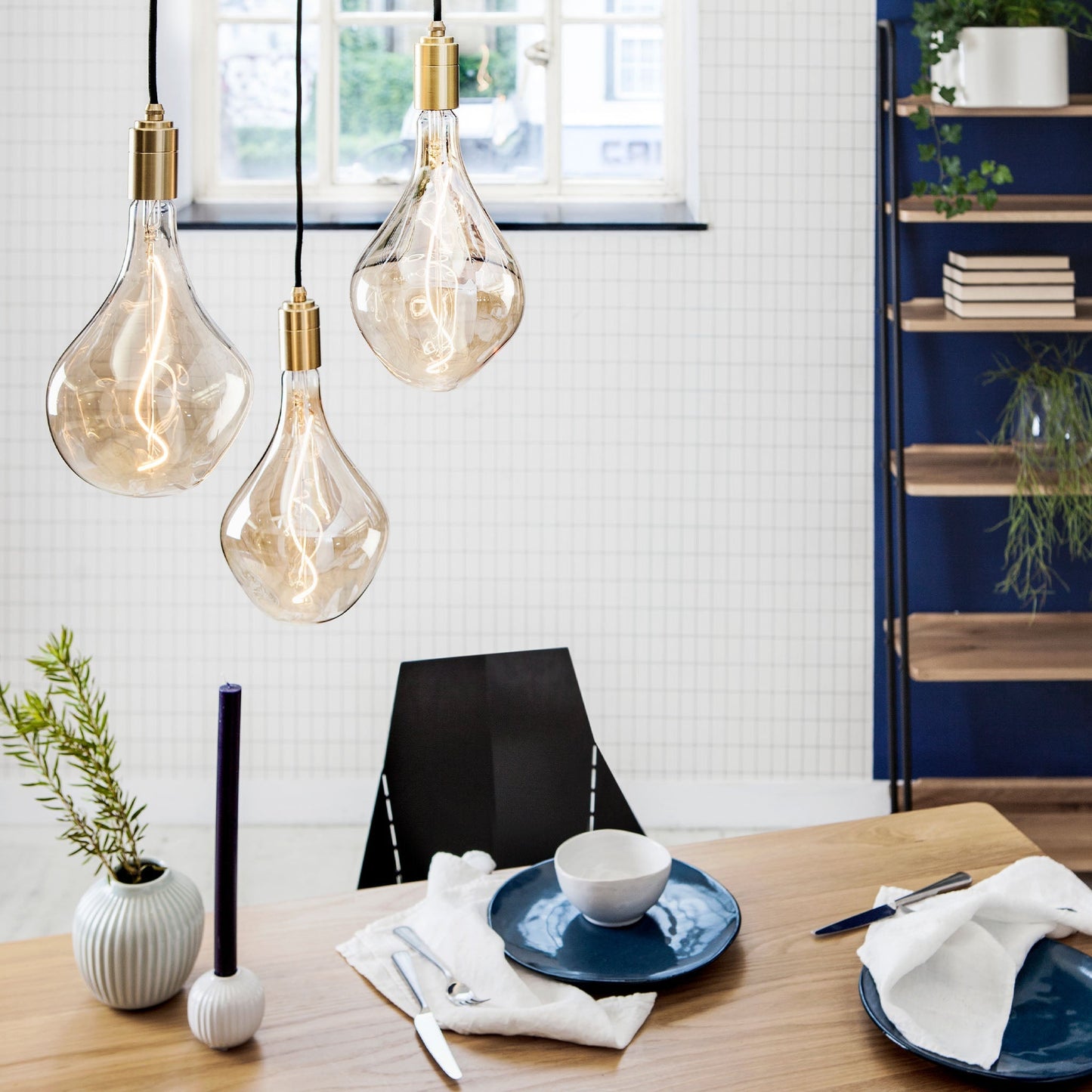 Triple Pendant in Brass + Voronoi II Tala