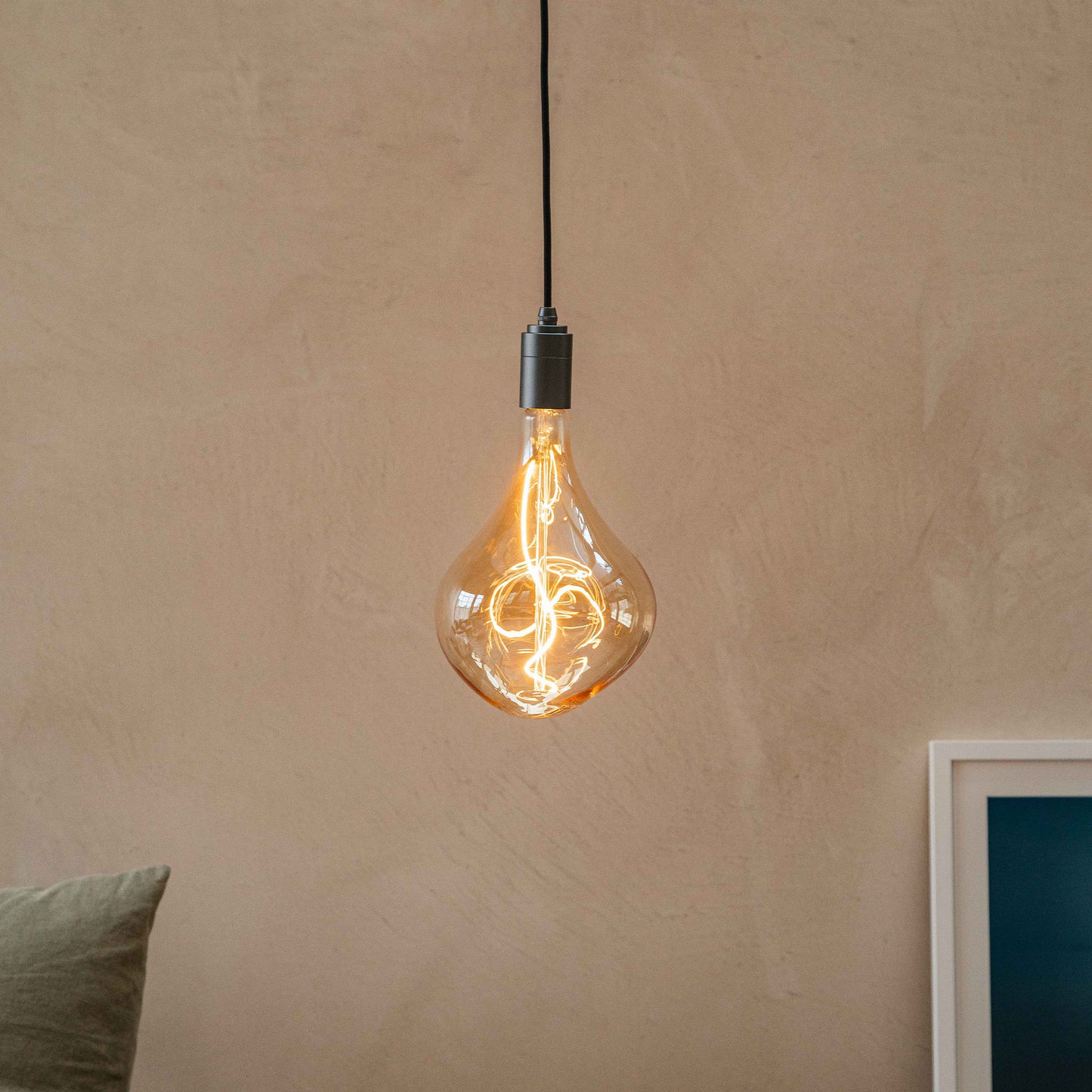 Voronoi II Plug-In Pendant in Graphite Tala