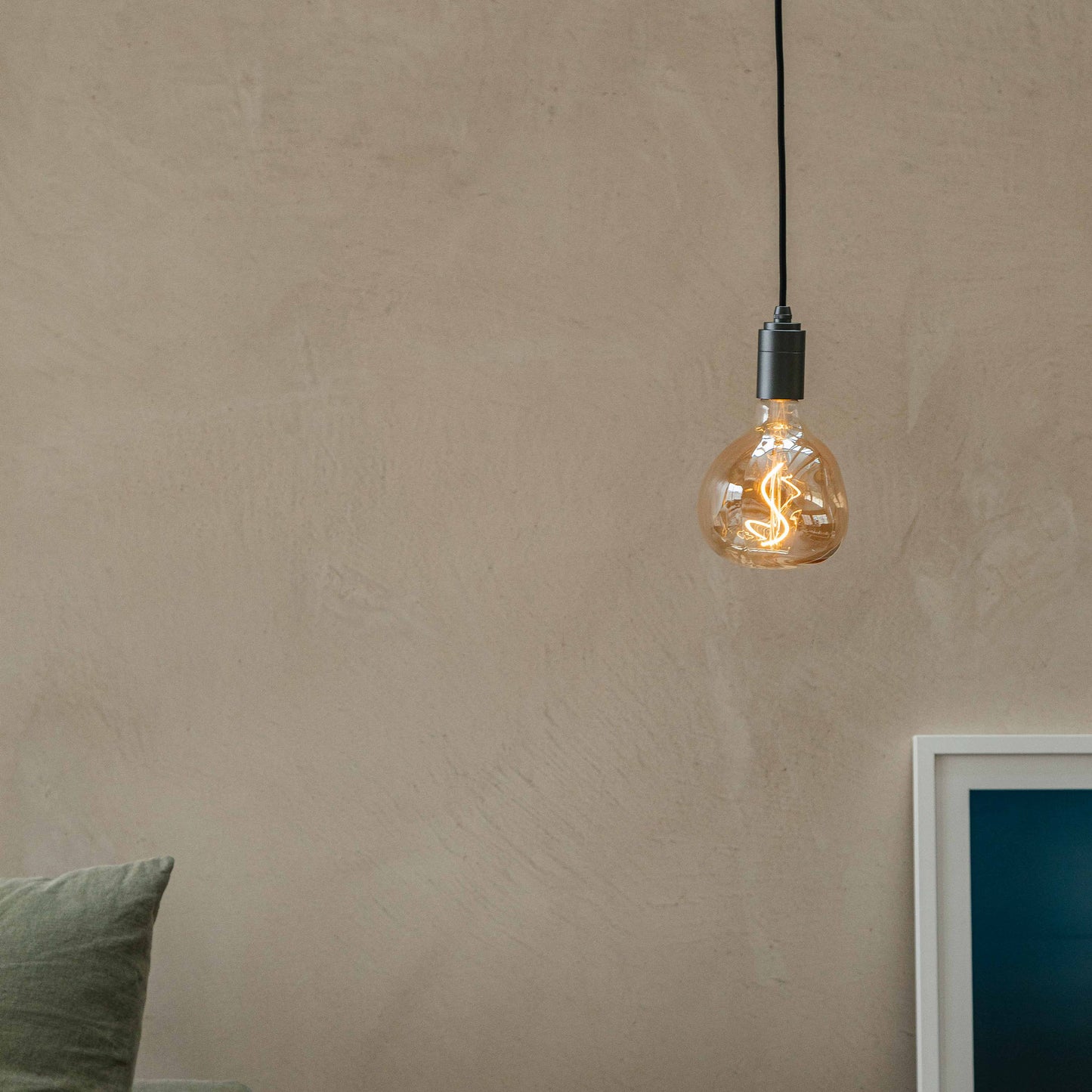 Graphite Pendant Tala