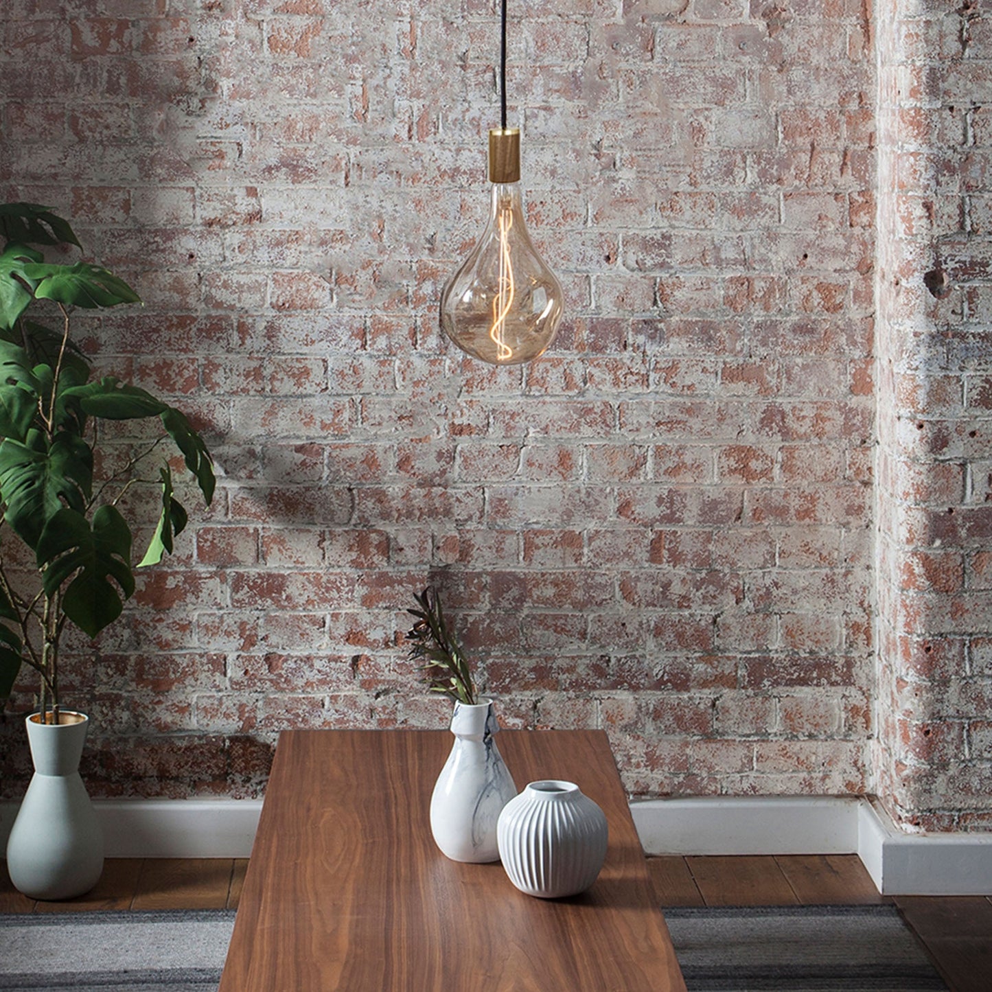 Voronoi II Pendant Light in Walnut Tala