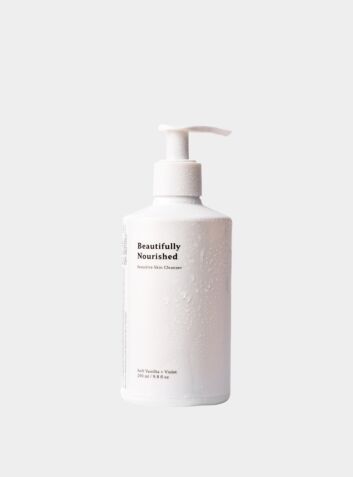 Violet and Vanilla Sensitive Skin Face & Body Cleanser 290ml