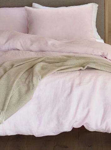 Soft Pink Linen Bedding