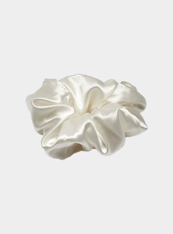 Linda Oversized Silk Scrunchie - White