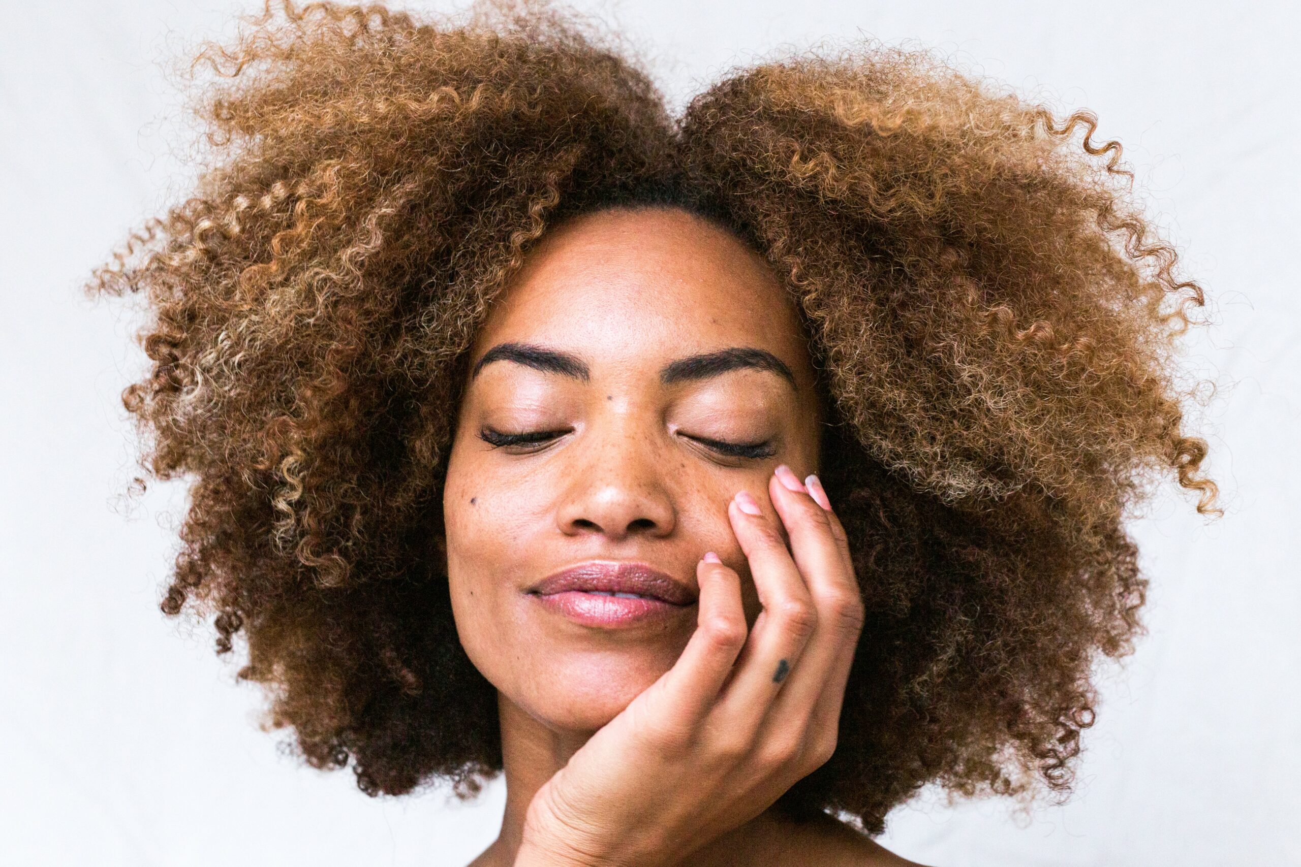 How to Make Your Skincare Routine More Environmentally Friendly