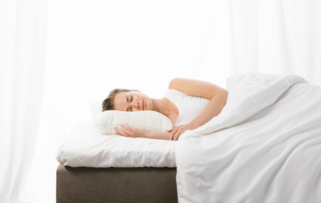 Unikbed - Hybrid Ergonomic Pillow