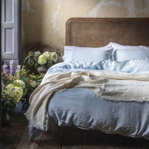 Piglet in Bed: Luxurious Linen for All Seasons